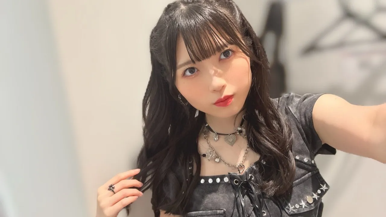 何食べよう　西田汐里